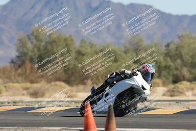 media/Oct-30-2025-Racers Edge (Thu) [[dabbdaf680]]/2-A Group/Session 5 (Turn 7)/